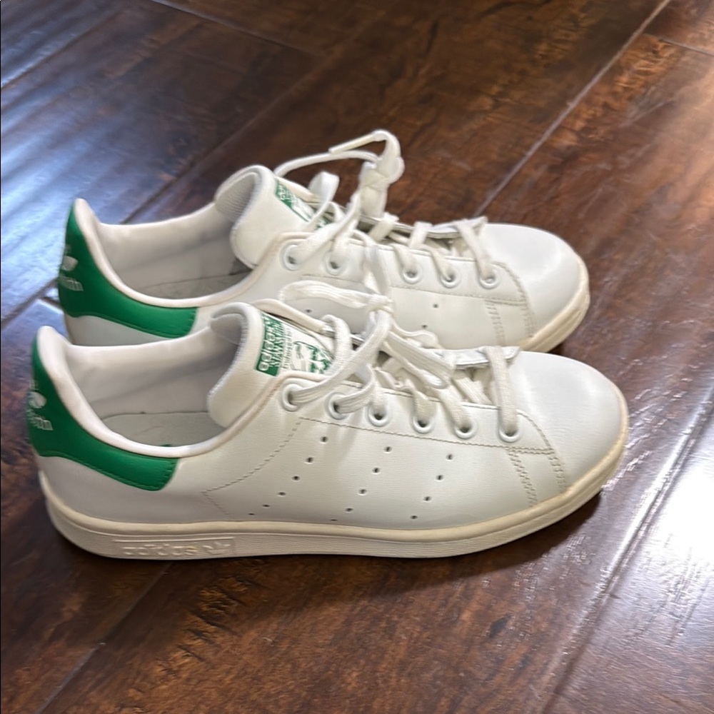 Adidas Stan Smith Classic White and Green Shoes